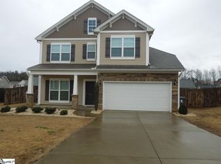 577 Goldstone Ln, Boiling Springs, SC 29316