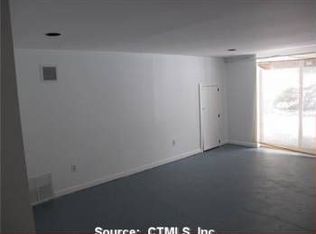 131 Worth Ave, Hamden, CT 06518