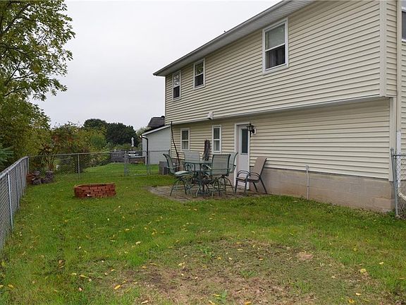 4th image of 106 Heather Ln