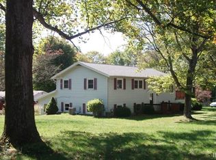 1308 E Fairwood Dr, Bloomington, IN 47408