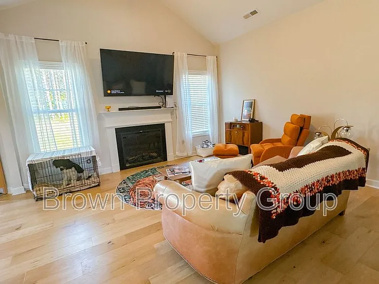 128 Magnolia St — Photo 7