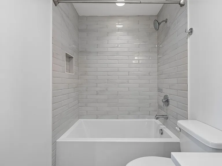 110 Oceola Ave #10 — Photo 14