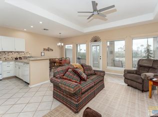 14 Golf House Rd, Laguna Vista, TX 78578