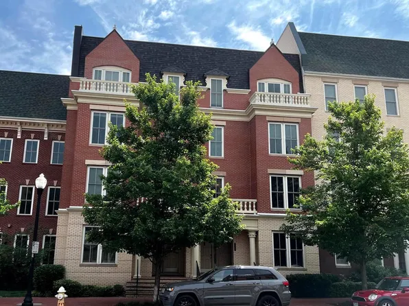 2109 Main Line Blvd Unit 102, Alexandria, VA 22301