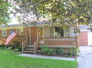 596 Cloverlawn St, East China, MI