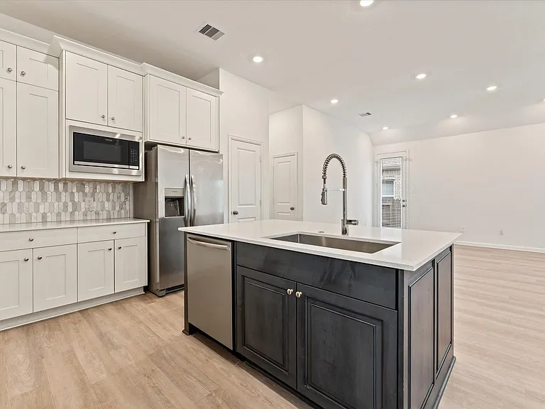 15520 Sunset Maple Ct — Photo 11