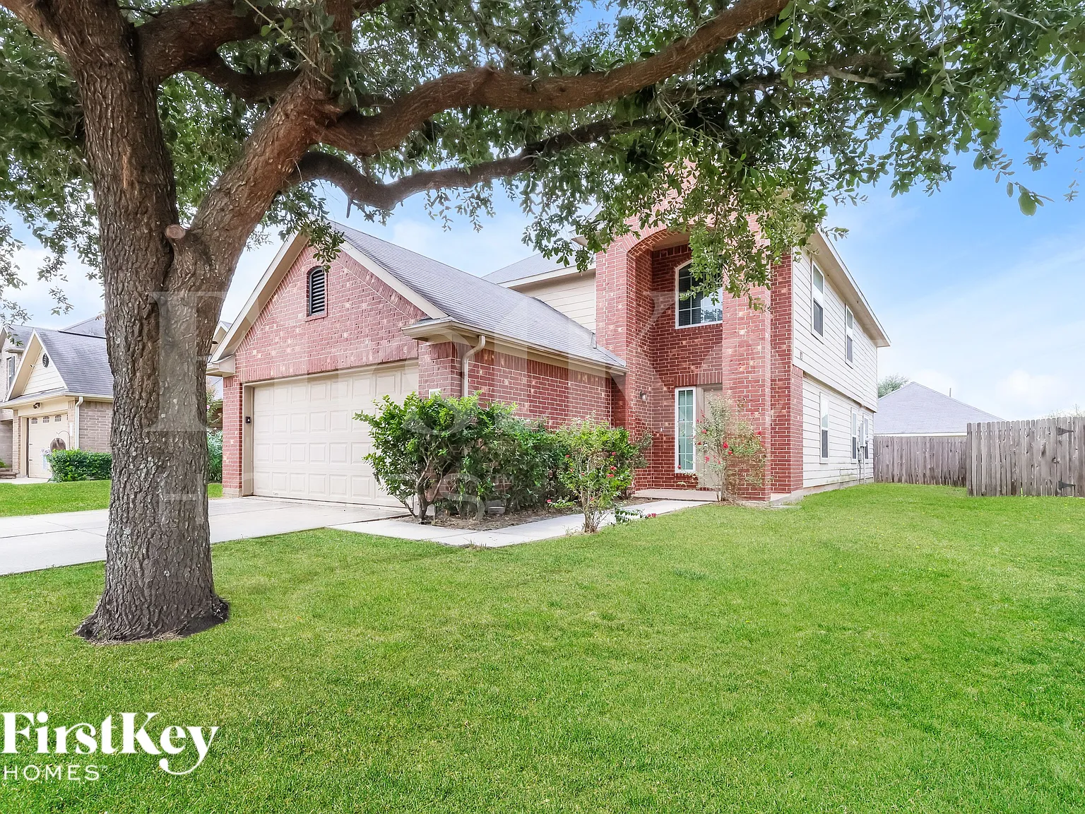 4 bed, 2.5 bath, 2532 sqft, $1,895 — Photo 2