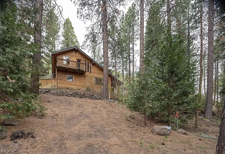 626 Bear Valley Rd — Photo 4