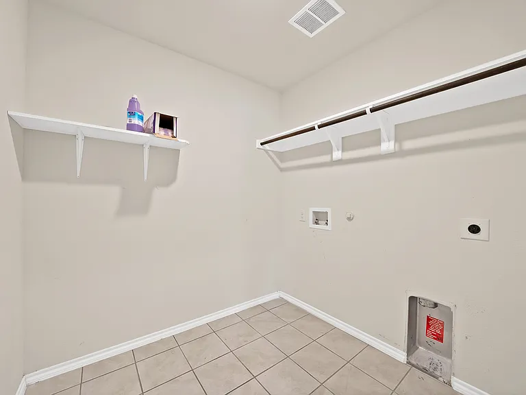 1311 Emi Kate Ln — Photo 33