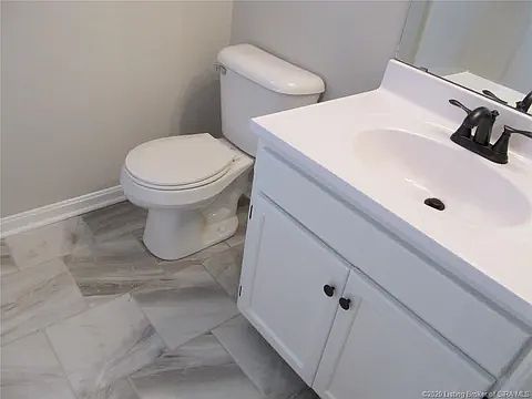 1st image of 1801 Field Dr