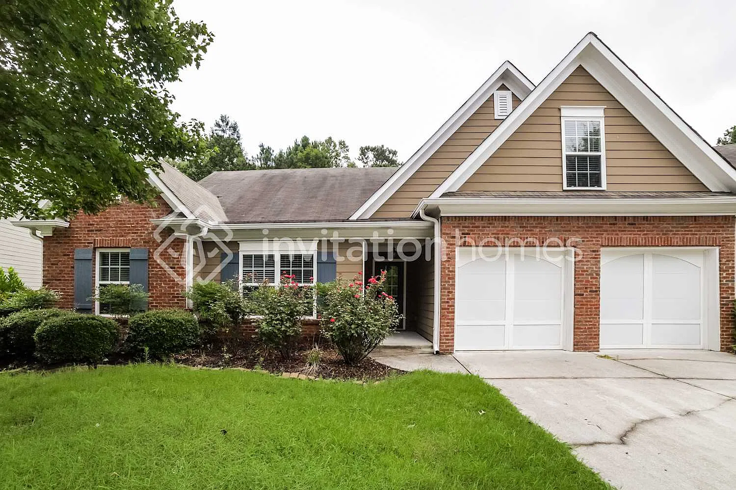 1019 Harvest Brook Dr Lawrenceville, GA 30043 — Photo 1