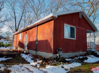 69 N Stewart St, Muskegon, MI 49442