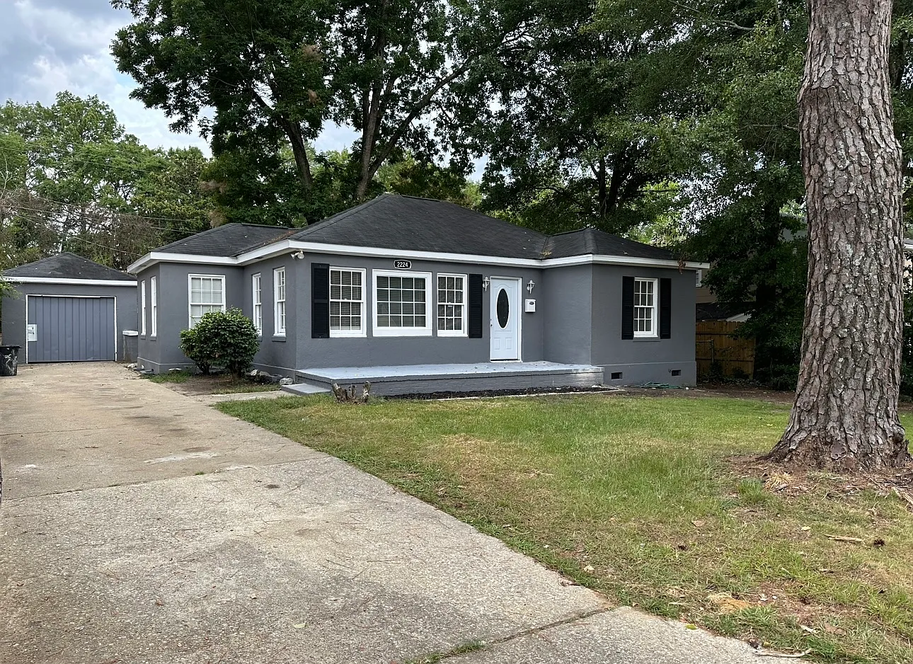 2224 Camille Dr — Photo 1