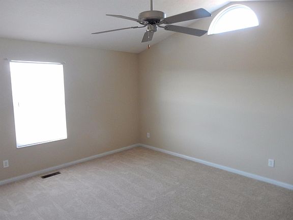 5th image of 9602 Nathanial Ln
