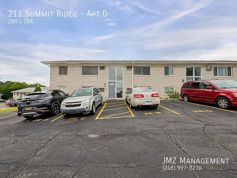 211 Summit Rdg #D — Photo 24