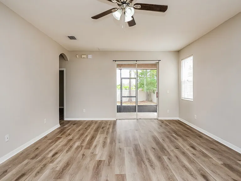 908 Larwood Pine Dr — Photo 4