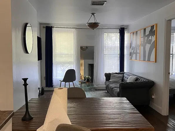 1435 2nd Ave APT 3, New York, NY 10021