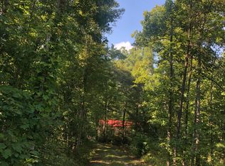 1525 Muddy Pond Rd, Monterey, TN 38574