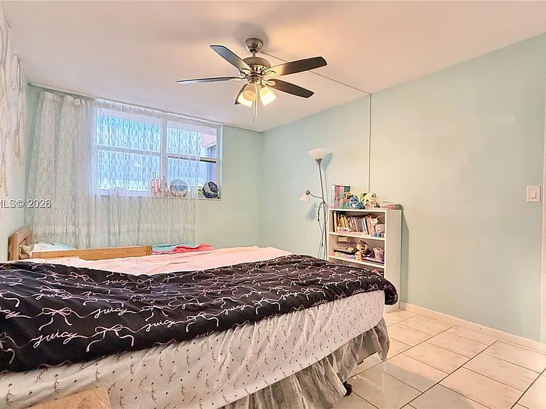 1830 Dixianna St #603 — Photo 12