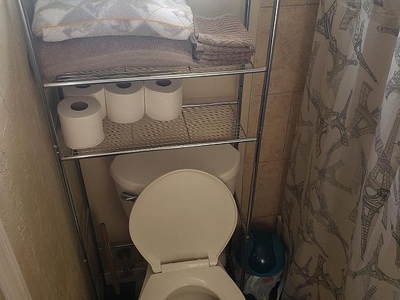 5th image of 1016 Kampmann Blvd APT 5