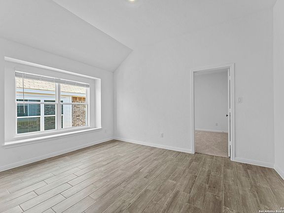 3rd image of 5522 Wilder St