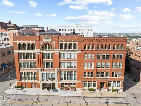 612 Central St APT 508, Kansas City, MO 64105