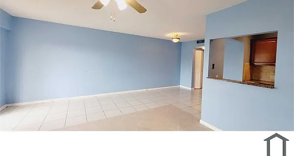 534 Mansfield M #534 — Photo 2