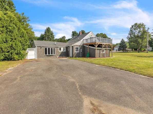 169 Allen St, East Longmeadow, MA 01028