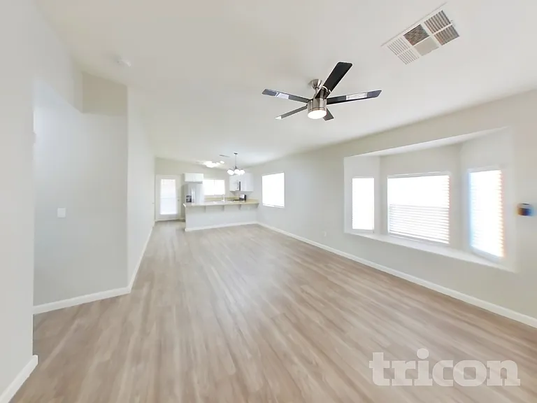5088 Jewel Canyon Dr — Photo 3