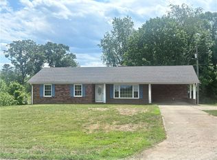 3625 Austin Little Mountain Rd, Roaring River, NC 28669