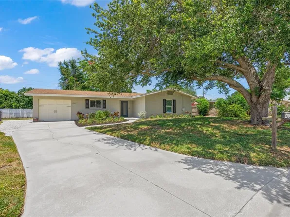 4342 Deerfield Dr, Sarasota, FL 34233