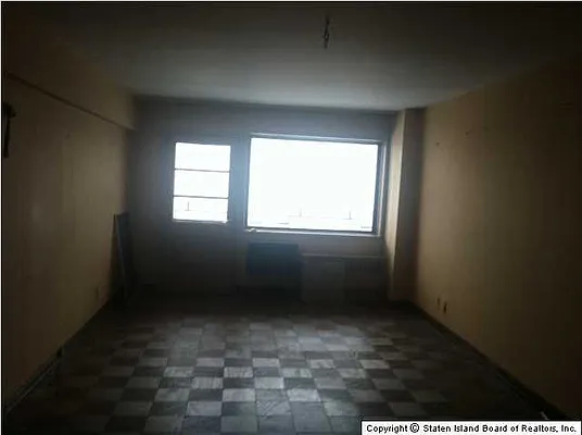 Sold by Robert DeFalco Realty | media 27