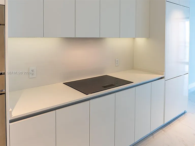 700 NE 24th St #3603 — Photo 16