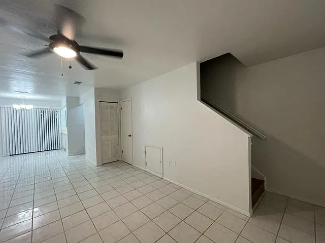 4135 NW 46th Dr #4135 — Photo 6