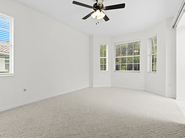 5217 Far Oak Cir — Photo 18