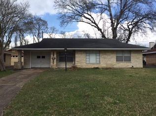 1630 Stonecrest Dr, Houston, TX 77018