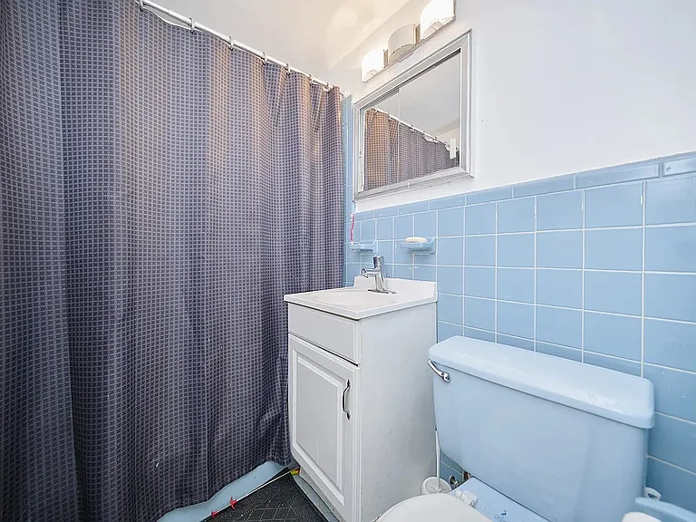 217 E 25th St #6A — Photo 8