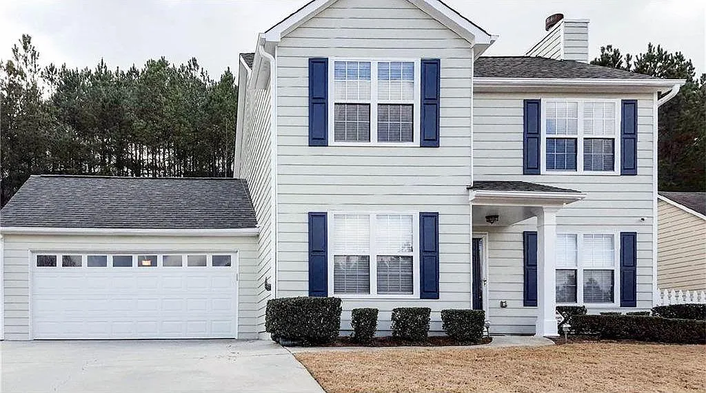 5653 Riverside Walk Dr — Photo 1