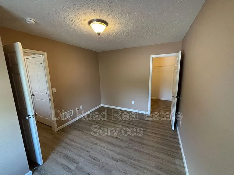 100 Kaitlin Way — Photo 15
