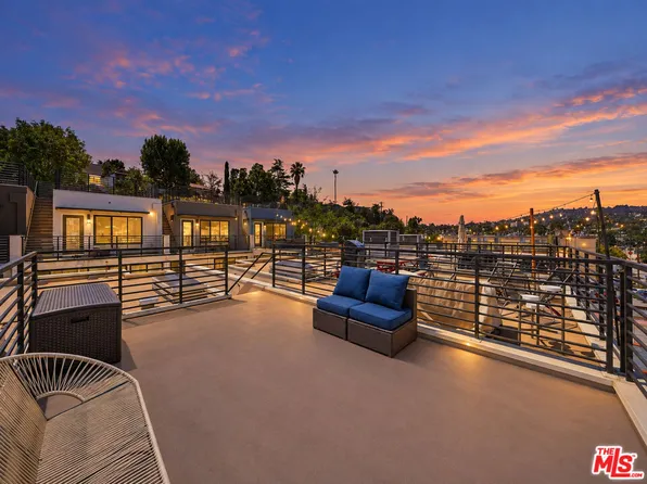 2928 Rowena Ave #3, Los Angeles, CA 90039