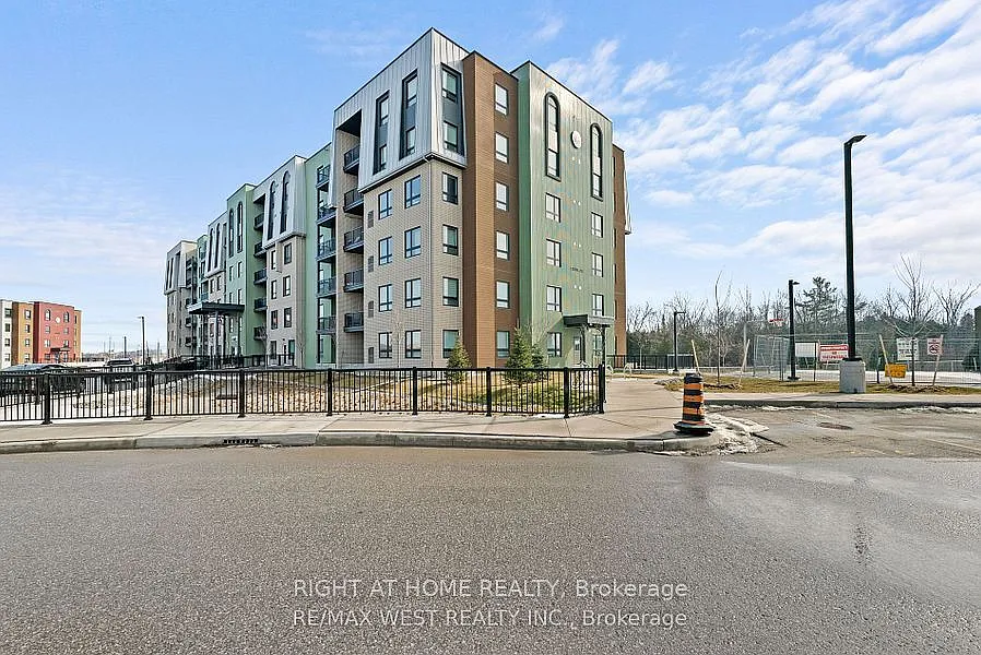 3 bed, $2,800 — Photo 3