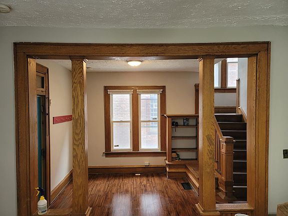 4th image of 319 E 18th Ave