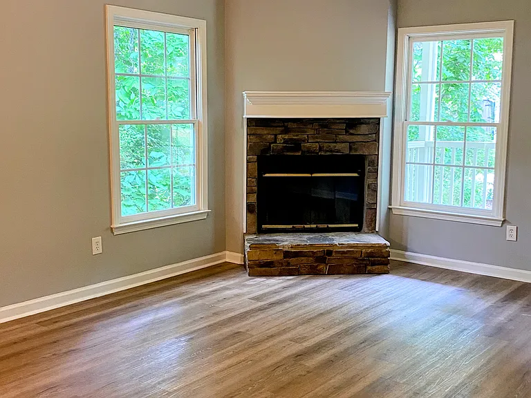 3625 Riviera Dr — Photo 15