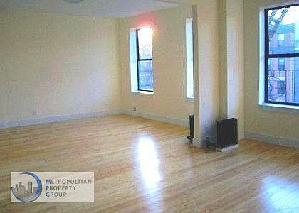 2nd image of 220 E 35th St