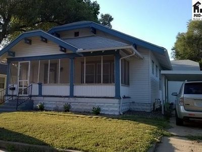 514 W 18th Ave, Hutchinson, KS, 67502