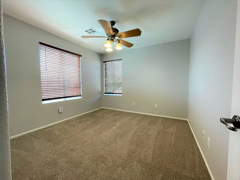 9222 Avon Park Ave — Photo 40