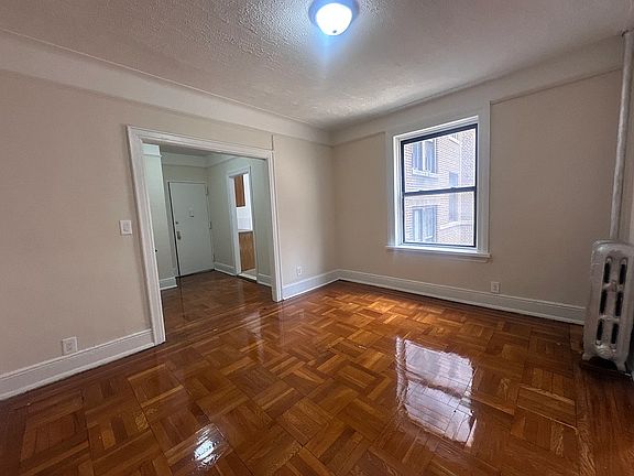 4th image of 87-07 Elmhurst Ave #2H