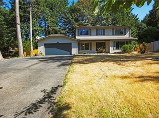7800 Forest Ridge Dr NE, Bremerton, WA 98311