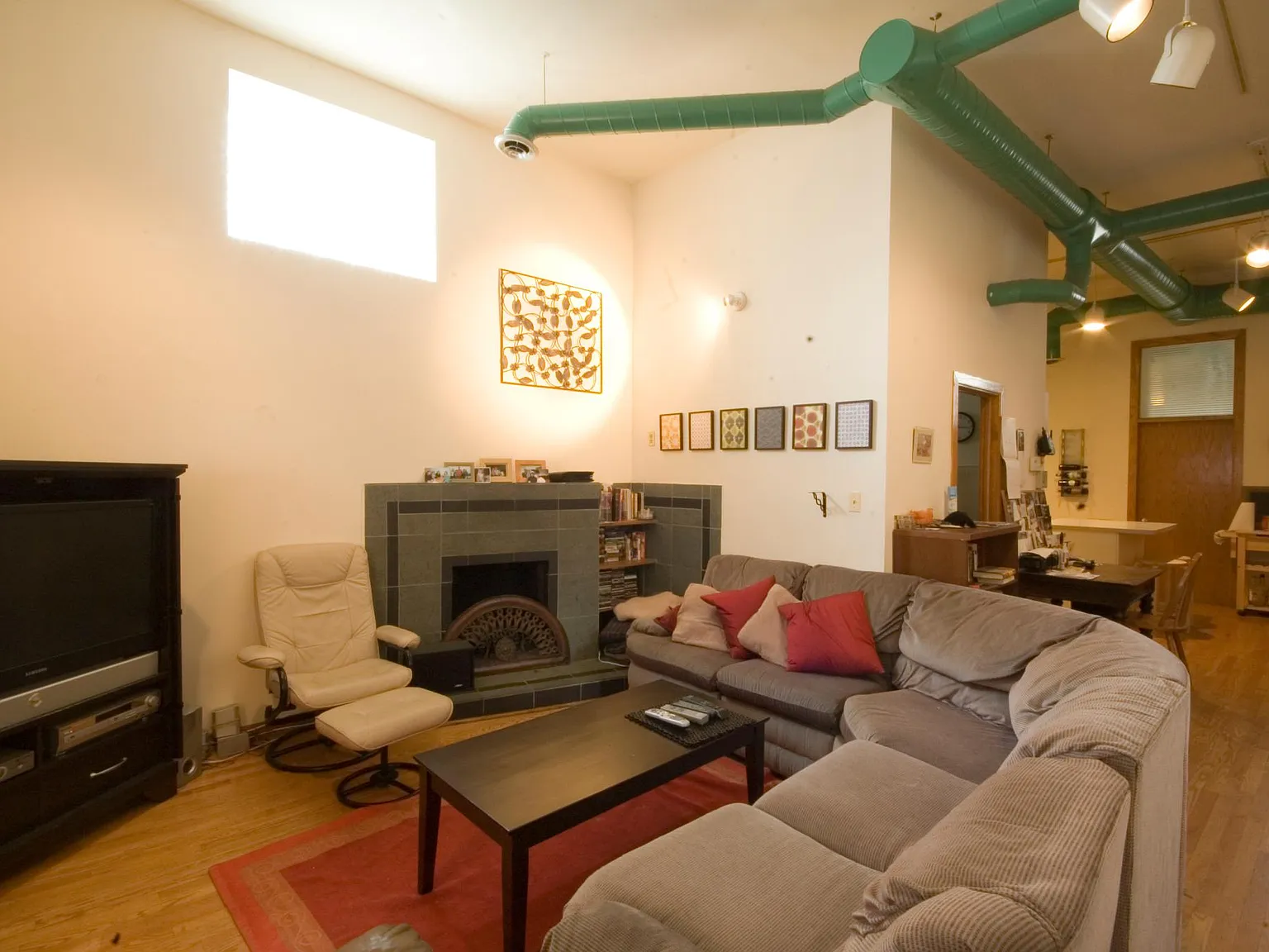 2 bed, $3,895 — Photo 1
