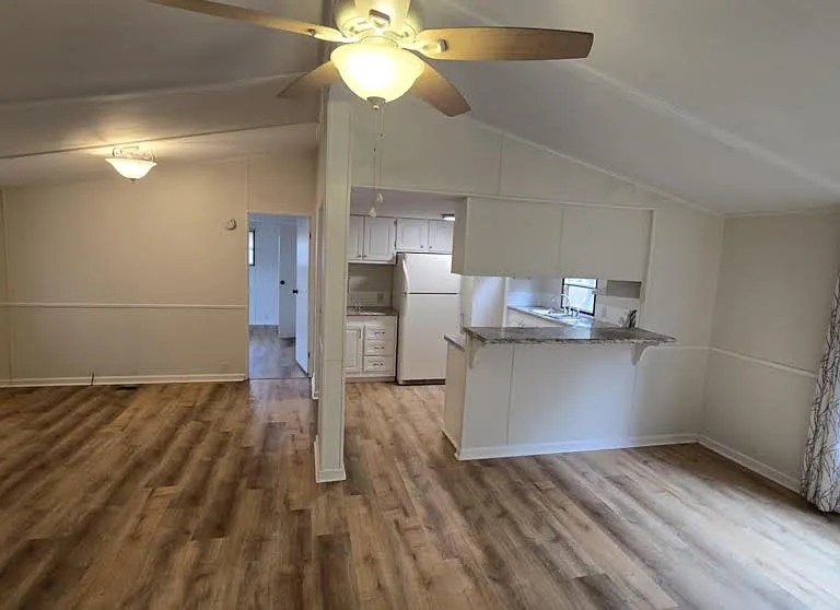 169 Vaughn Ln #B — Photo 12